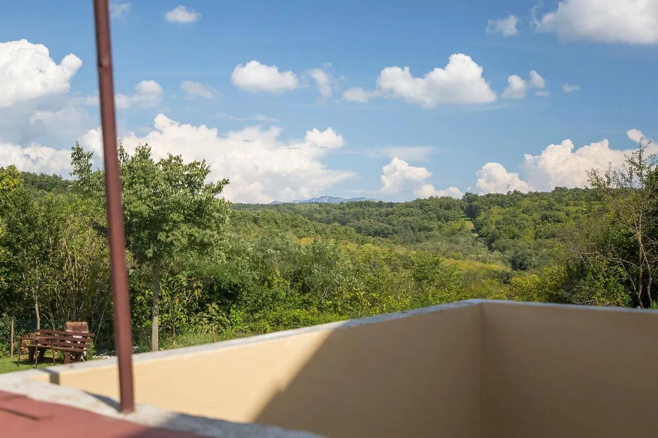 House Dean Holiday home Mali Turini